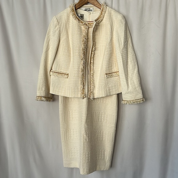 Sara Campbell Dresses & Skirts - Sara Campbell NWT Ivory and Gold Chemise Dress and Jacket Set **Size 6/M**🌺🌺
